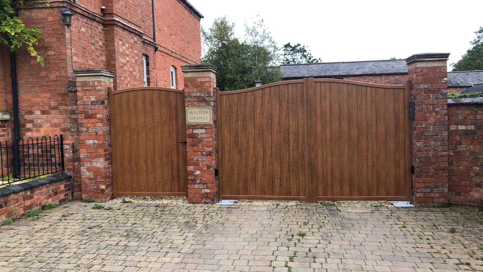 Image of an aluminium gate