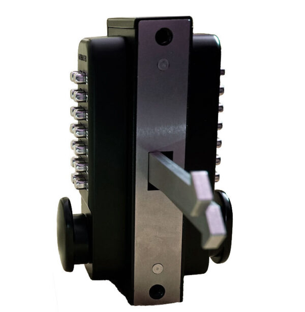 Gatemaster SGLD40 Sliding gate lock 40mm box section double sided keypad - Image 4