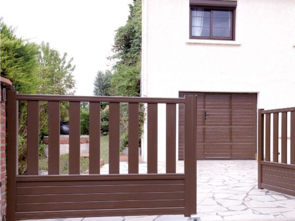 Aluminium driveway gates - Harmony Capitole