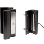 Locinox MAG3000 magnetic lock with handles up to 300kg pull force – Black